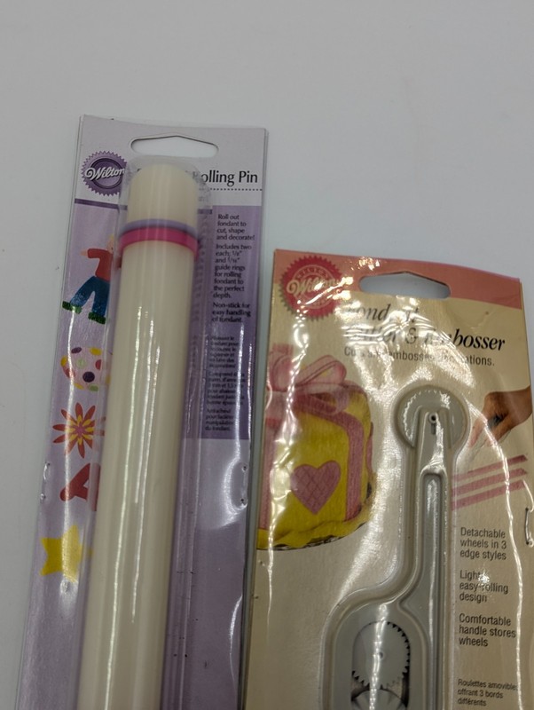 Wilton Fondant Cutter Embosser & Rolling Pin ~ NEW gallery