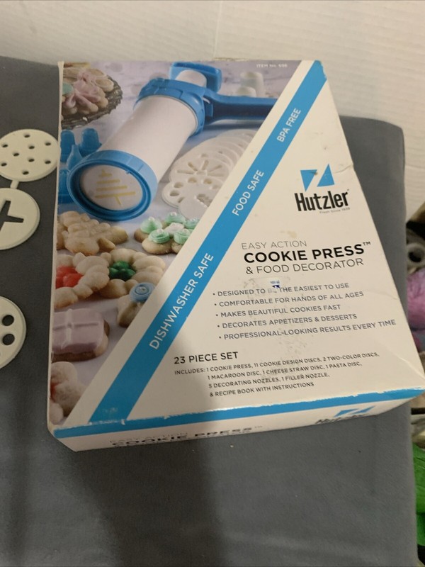 Hutzler Easy Action Cookie Press and Food Decorator 2005 23 Piece Set gallery