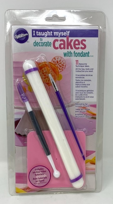 Wilton I Taught Myself to Decorate Cakes with Fondant Decorating 5 Piece Set NEW