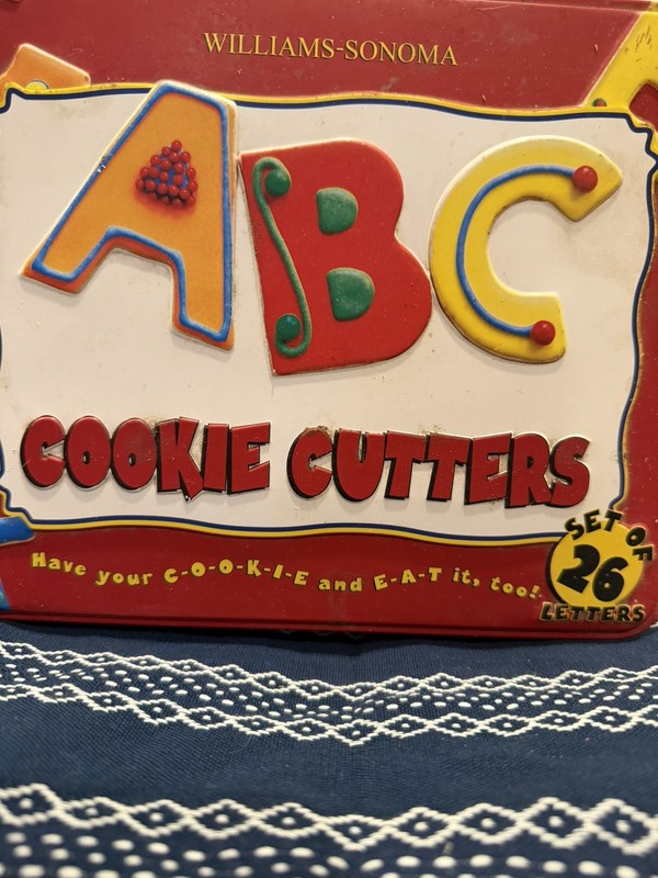 WILLIAMS-SONOMA ABC Cookie Cutters Kit with RETRO Red Metal Lunchbox Lot of 26 gallery