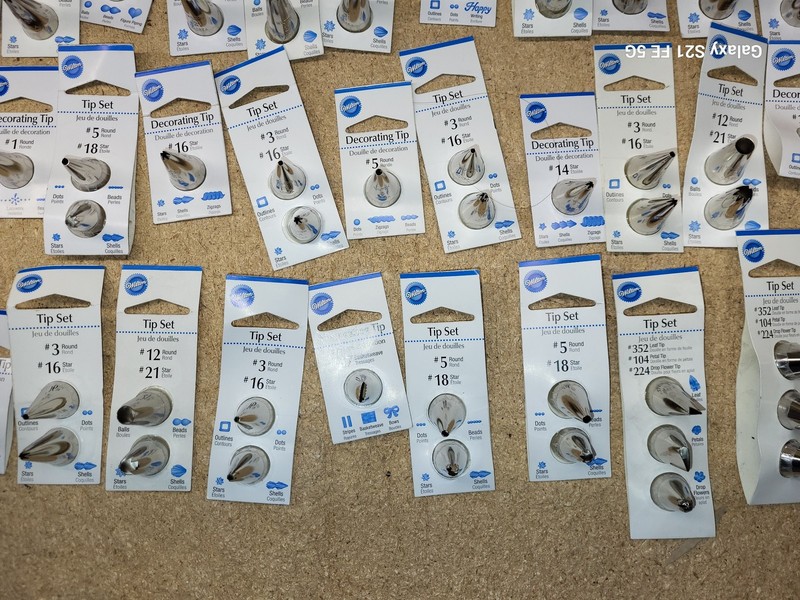 Lot of 72 New Packages of Wilton Cake Decorating Metal Tips Lot A gallery