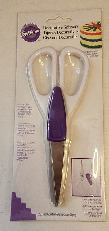 Wilton Decorative Scissors New Scalloped