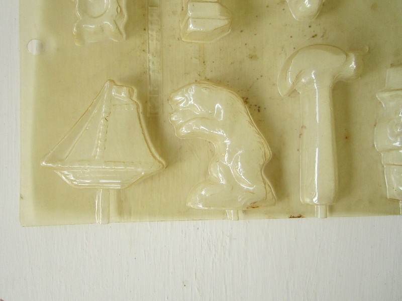 VINTAGE Lot of 4 Plastic Chocolate Candy Molds Holiday and Misc. gallery