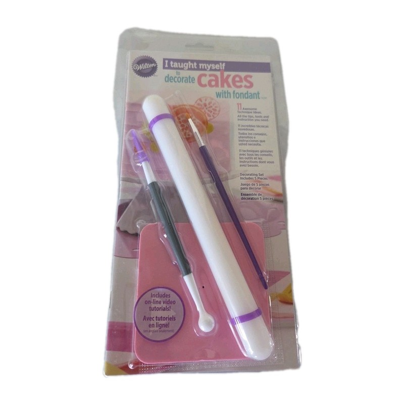 Wilton I Taught Myself to Decorate Cakes with Fondant Decorating 5 Piece Set gallery