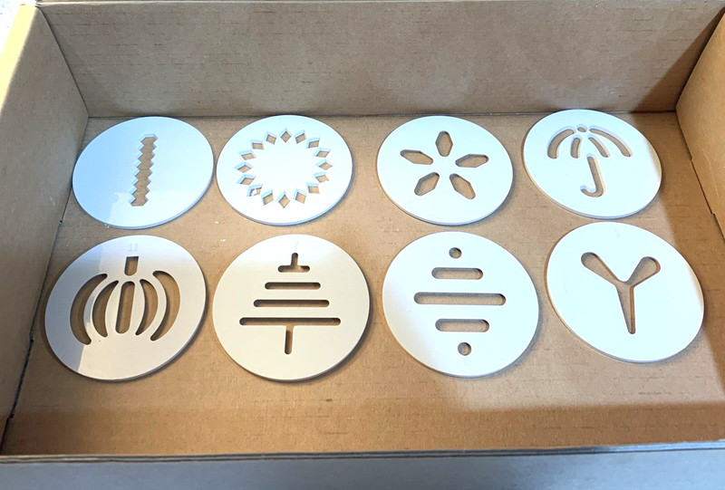 16 PAMPERED CHEF HOILDAY REPLACEMENT DISKS FOR COOKIE PRESS # 1525 PREOWNED gallery