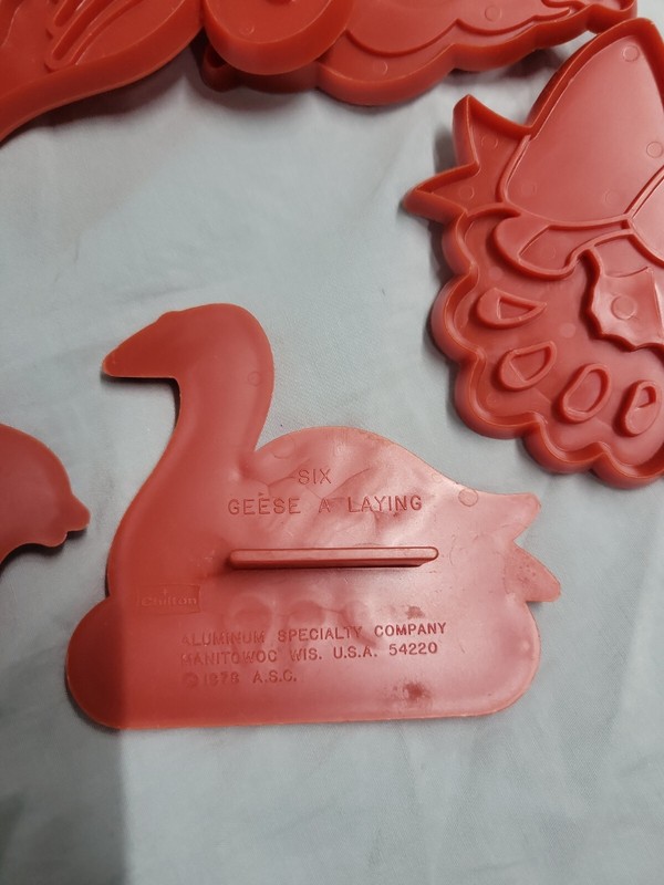 Chilton "12 Days of Christmas" Cookie Cutter Set, Red Plastic, USA 1978, ONLY 11 gallery