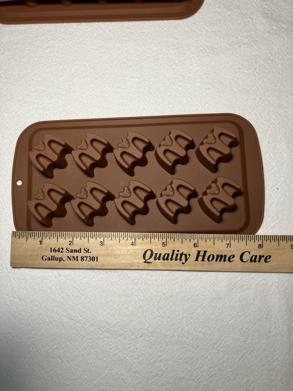 5 Pack Halloween Silicone Chocolate Molds 3D Pumpkin Bat Skull Witch Hat Bones gallery