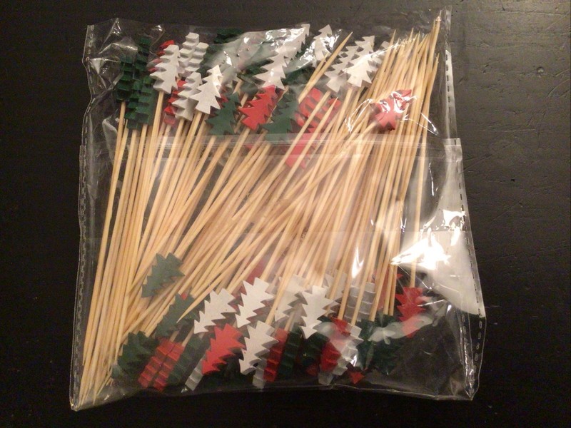 New 50 Or More Christmas Trees Wood Baking Picks Cooking Red Green White 5 Inch gallery