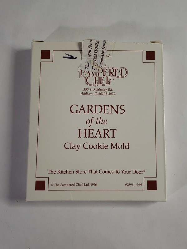 Pampered Chef Gardens of the Heart 2896 Art Stoneware Cookie Mold 1996 6" Baking gallery