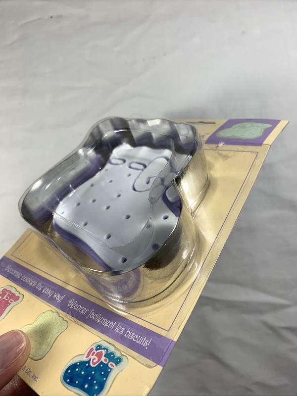 COOKIE BAKER'S: CUTTER & STAMP - baby sock #CB1982-123 Metal & Foam gallery