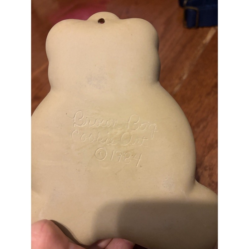 Brown Bag Cookie Art Teddy Bear Cookie Mold 1984 Vintage Baking Craft gallery