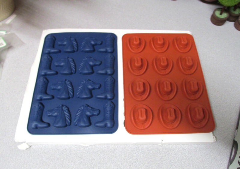 2 Pcs. Webake Silicone Cowboy Hat Cowboy Boot Horse Mold