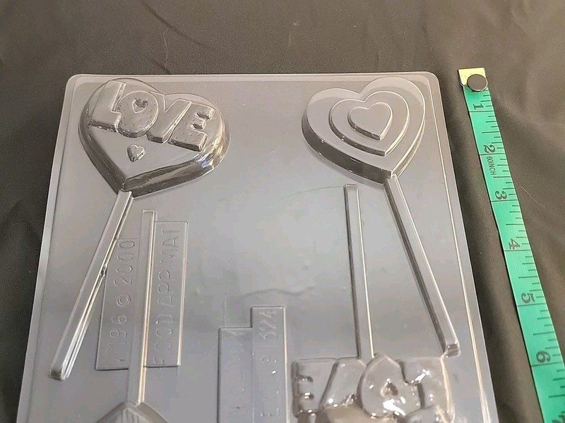 Concepts In Candy VALENTINES DAY Love Heart Teddy Bear Chocolate Lollipop Mold gallery