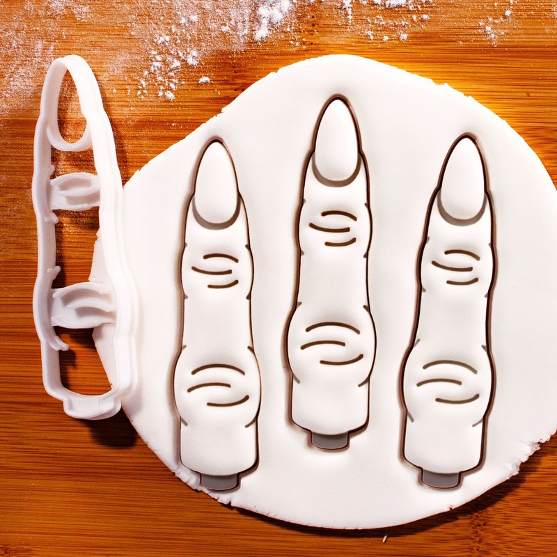 Witch Finger Cookie Cutter (Small) – Creepy Halloween Fondant Mold