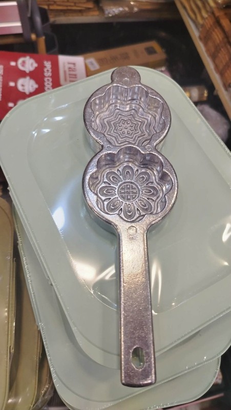 Mamoul Metal Pistachio Dates cookies Mould Hand Craved 2 Shapes قوالب معمولlarge gallery