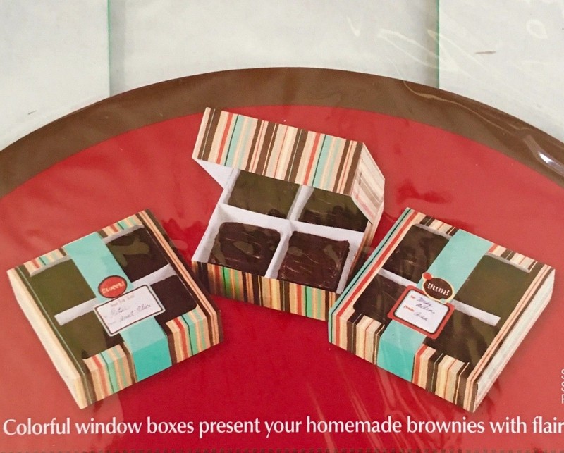 $8 NIP 3 Wilton STRIPED BROWNIE GIFT BOX KIT Holds Brownies+Cookies+Cakes+Muffin