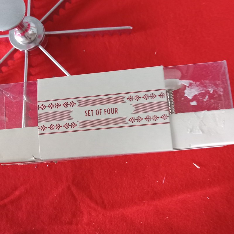 Williams-Sonoma Holiday.Pie Crust Cutters 4 Pc & 8 Slice Pie Marker for 9" Pie gallery