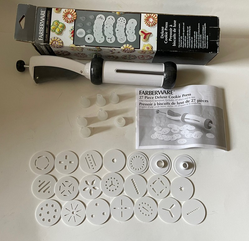 Faberware Cookie Press 27 Piece Set Complete W/ Box