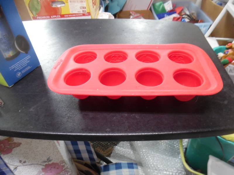 Wilton silicone red hot chocolate bomb maker- Christmas -Santa- Snowman-reindeer