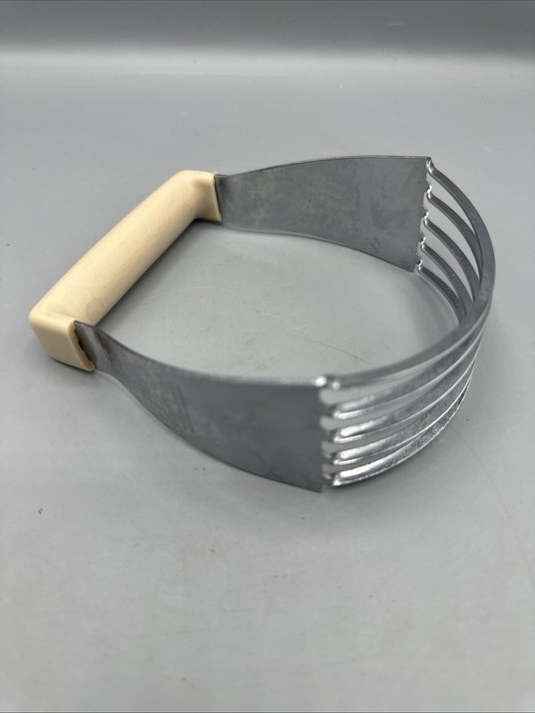 Vintage EKCO Chromium Plated Dough Pastry Blender Cutter With Handle Baking Tool