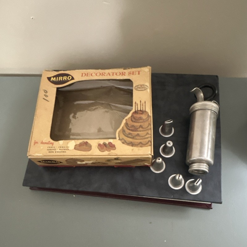 Mirro Reusable Metal Decorator Set Silver 6-Pc w/ 5 Tips MPN FI-924