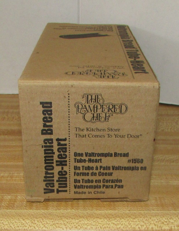 Pampered Chef Valtrompia Heart Shaped Bread Tube Model #1560 NEW gallery