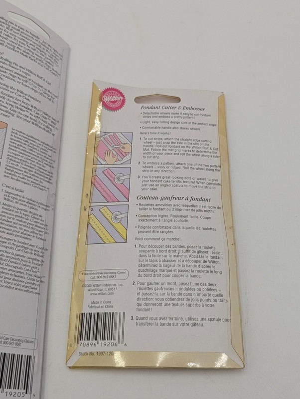 Wilton Fondant Cutter Embosser & Rolling Pin ~ NEW gallery