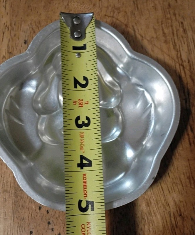 Vintage Cake Pans Christmas Angels Star Metal Small Size Mold For Baking gallery
