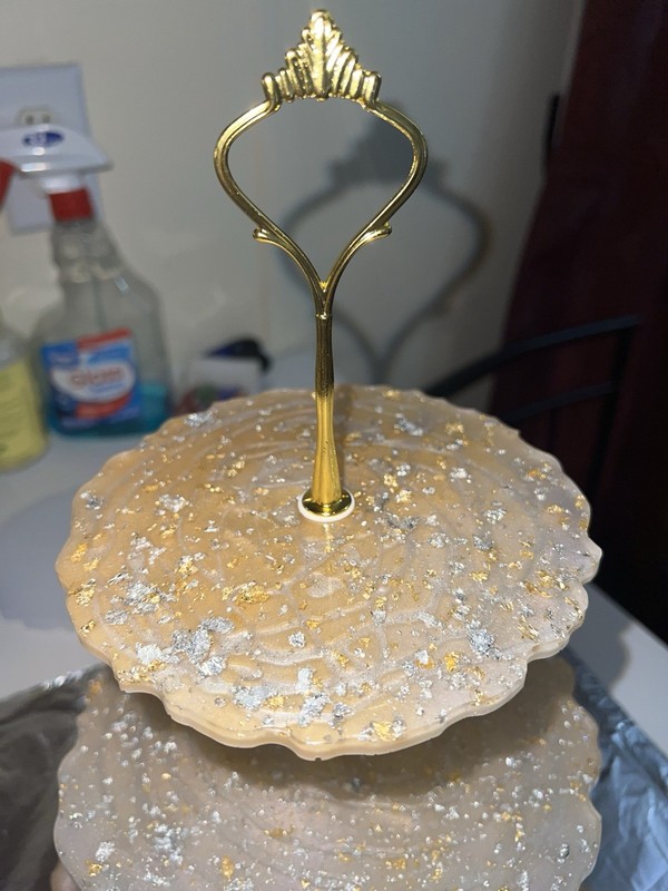 3-Tier Gold Resin Metal Round Cake Stand Abstract Pattern Glossy Finish
