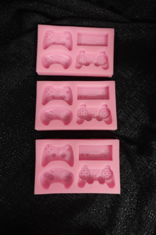 Game controller silicone mold lot of 3 / fondant / chocolate / resin / candy