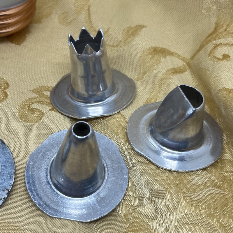 Vintage Mirro Aluminum Copper Vintage Cooky-Pastry Press w/ 3 Tips & 17 Discs gallery