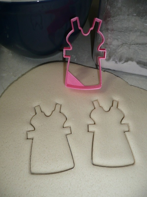 PAPER DOLL TAB GIRL DRESS WITH SLEEVES OUTFIT SPECIAL COOKIE CUTTER USA PR2285 gallery