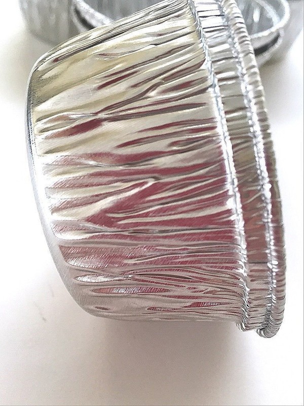 100 Aluminum Foil Muffin Cupcake Ramekin 4oz Cups with Lids Disposable gallery