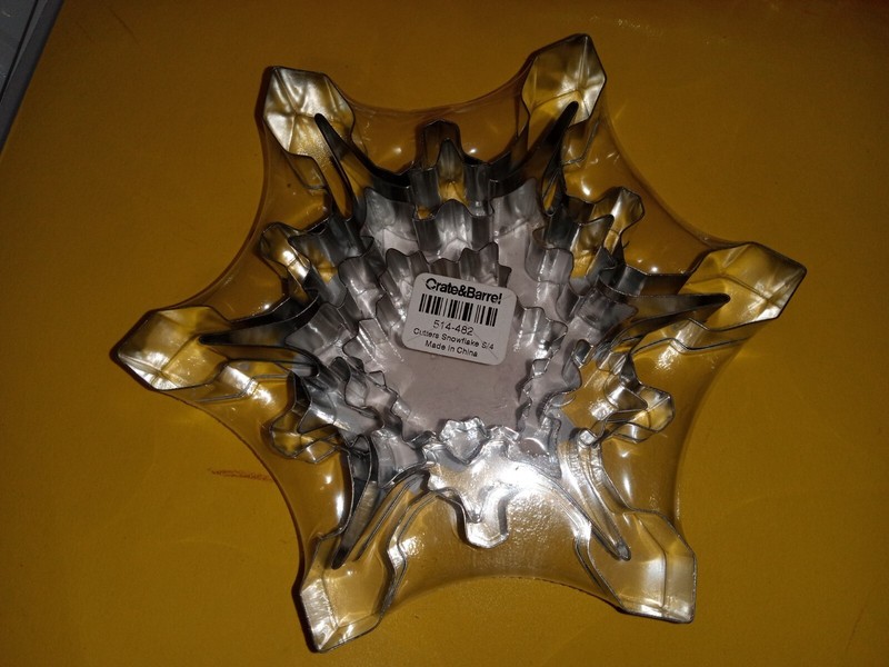 New Set Of 4 Snowflakes Cookie Cutters, Stainless Steel .4 Different Shapes. gallery