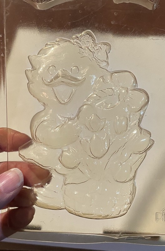 LOT: Easter MOLDS 4 plastic sheets, suckers pieces banners, flower, bunny, lambs gallery