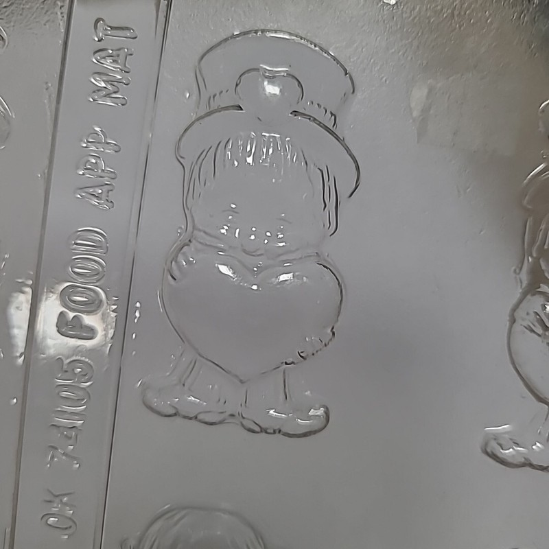Valentine's Day Chocolate Candy Mold Set Of 4 Angels Cupid Hearts Kiss gallery