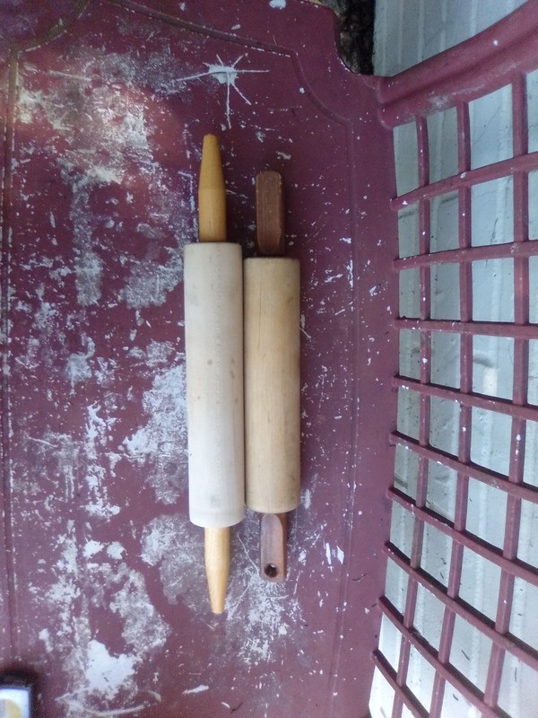 2 Vintage 1970s Wood Barrel Rolling Pins 17"+19" X 2 1/4" gallery