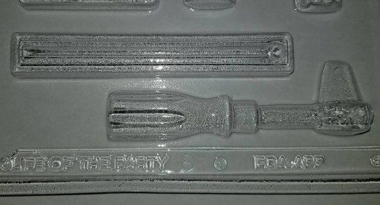 J081 Nurse Kit Chocolate Candy Mold gallery