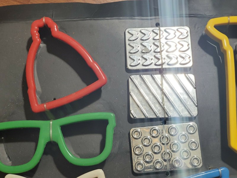 Band of Outsiders Hipster Gift Box Cookie Cutters Set 8 Glasses Bow Tie Beanie  gallery