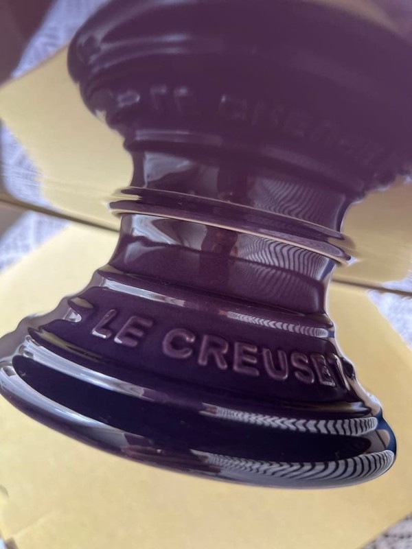 New Cake Stand 30cm Cassis Legendary Color Le Creuset Discontinued gallery