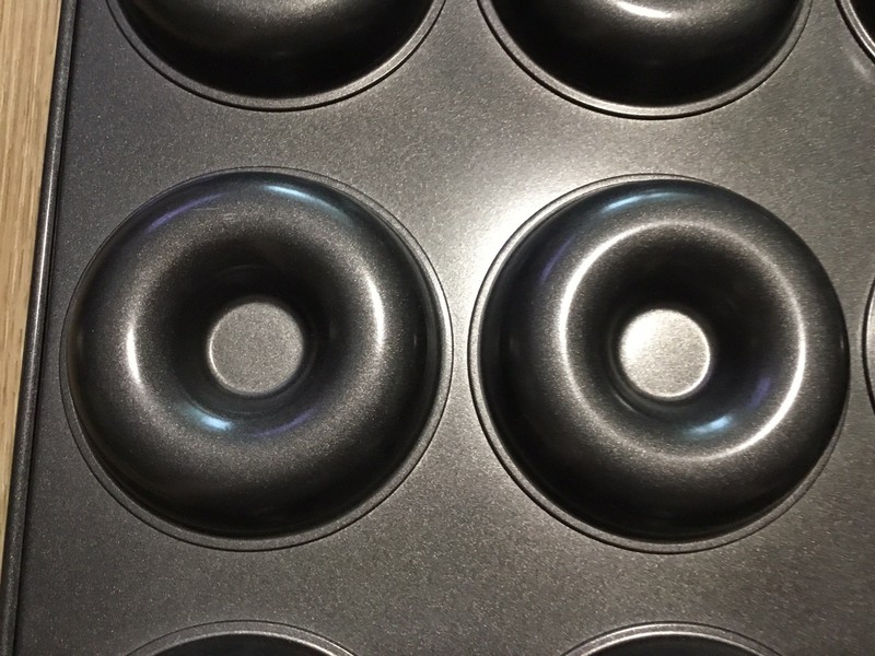 Wilton? Perfect Results Non-Stick 20-Cavity Donut Baking Pan ~21.5” X 15.25” X 1 gallery