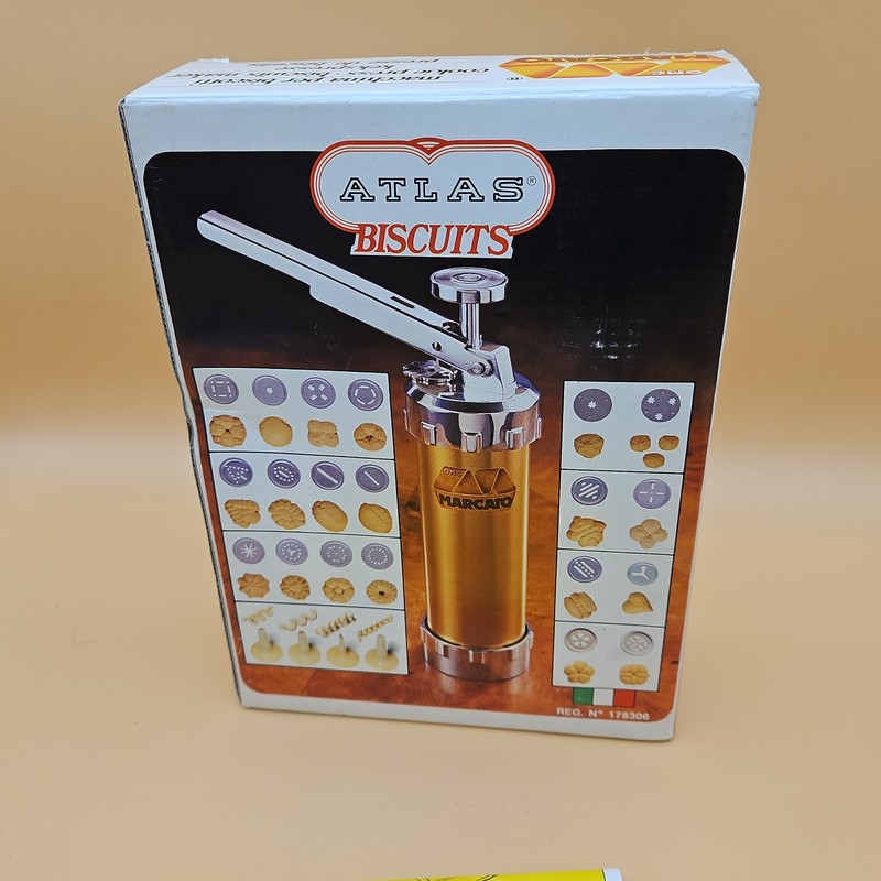 VTG Marcato Atlas Biscuits Maker Cookie Press Italy 20 Discs 4 Tips Complete Box gallery
