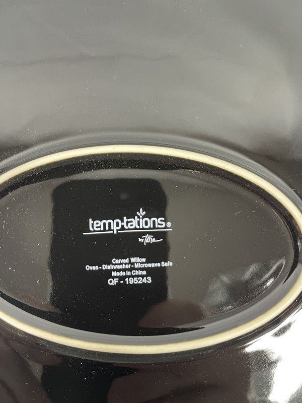 Temp-tations Carved Willow 14” Ceramic Plater/Lid Black RARE NEW gallery