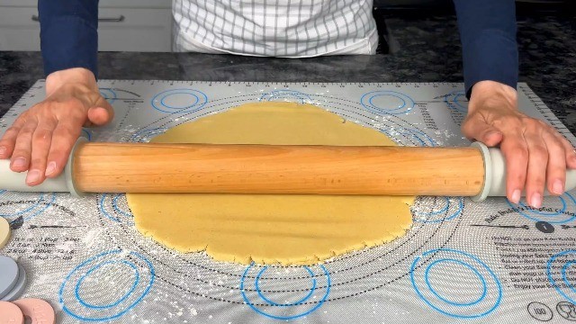 Adjustable Wood Rolling Pin with 5 Thickness Rings - Dough Roller for Baking, Pi gallery