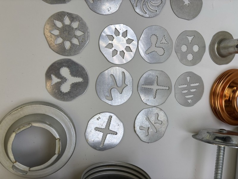 Lot Of 2 Vintage Mirro Aluminum Cookie Press Handle Cooky Spritz 1 Tip 18 Discs gallery