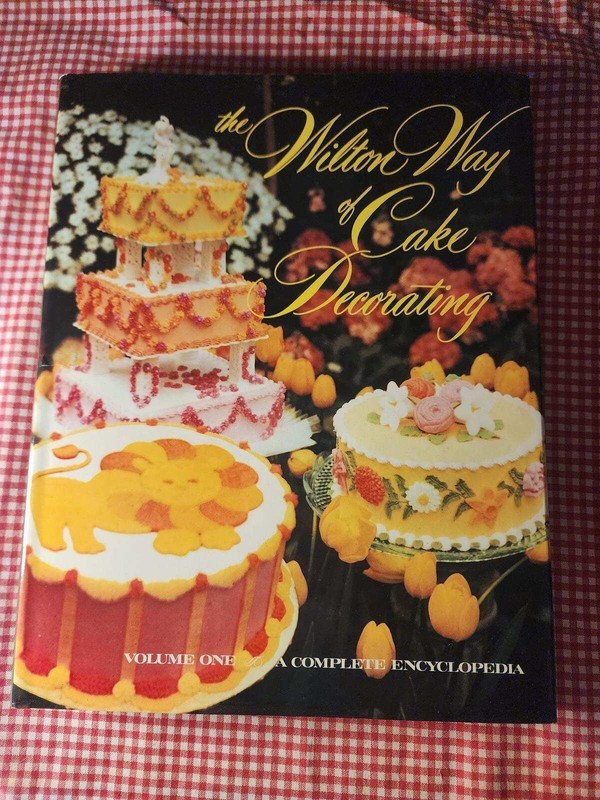 Vintage Volume 1 The Wilton Way Cake Decorating Pattern Book Hardcover