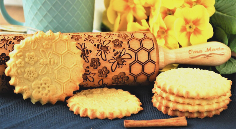 Bee Embossing Rolling Pin Baking Cake Fondant Deep Carved Cookie Mold Cutters gallery
