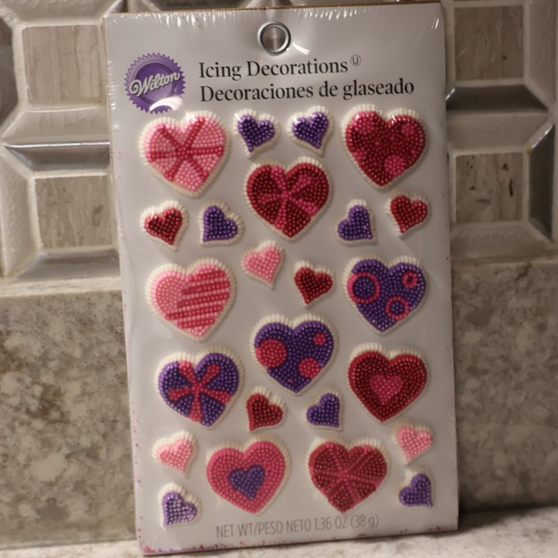 vtg WILTON Heart ICING DECORATIONS (expired?) old stock 2010 gallery