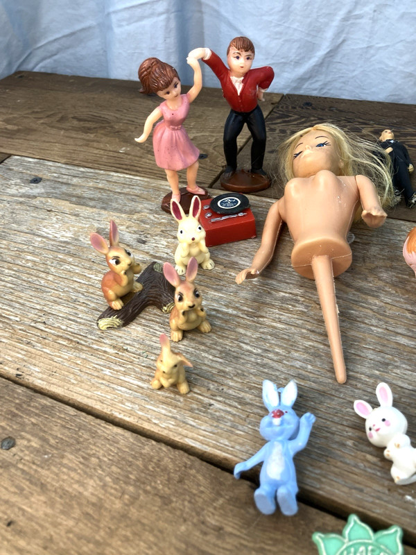 Vintage Cake Toppers Figures - Lot of 25 gallery