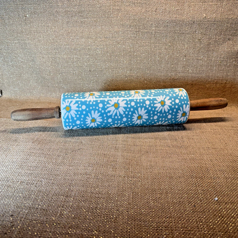 PIONEER WOMAN Vintage Floral Daisy Ceramic Rolling Pin Wood Handles 3112DMT